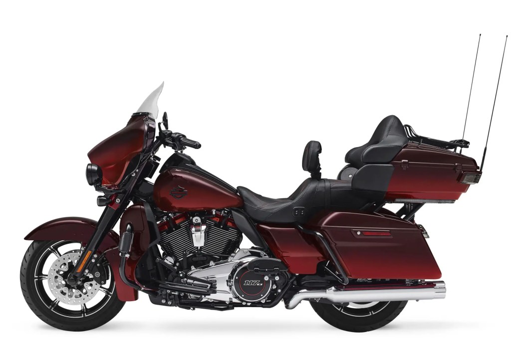 Picture of: Harley-Davidson CVO Limited Review • Total Motorcycle