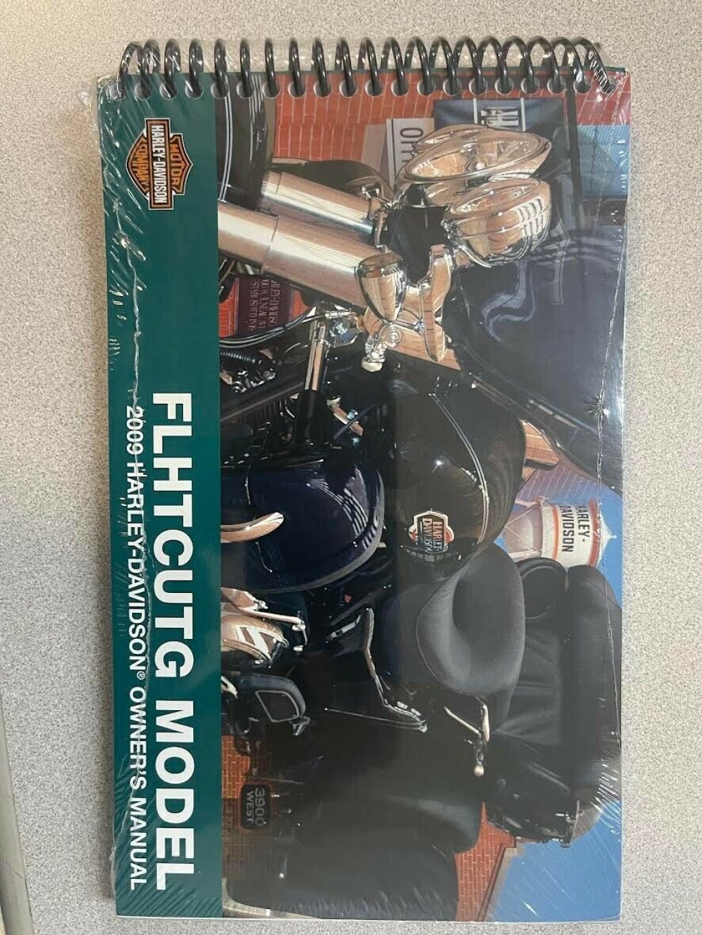 Picture of: Harley Davidson FLHTCUTG Owners Operators Operator Manual