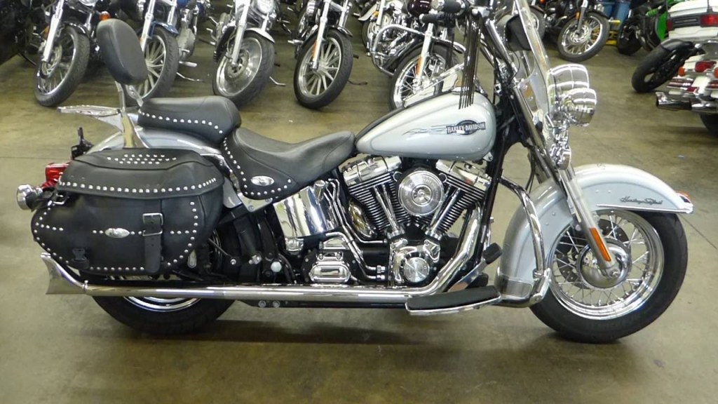 Picture of: Harley Davidson Heritage softail description